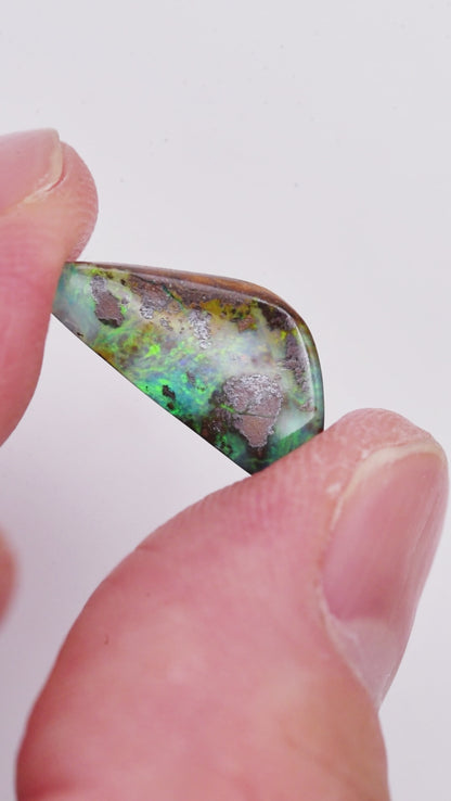 【NO.019 — EMERALD SHALLOWS】Australian Boulder Opal