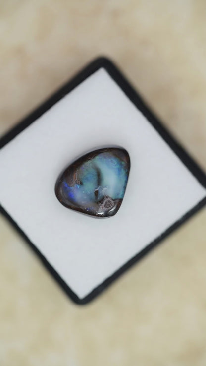 【002 — THE DEEP】Australian Boulder Opal