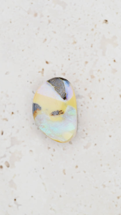 【No.018 — SMILING DOG】Australian Boulder Opal