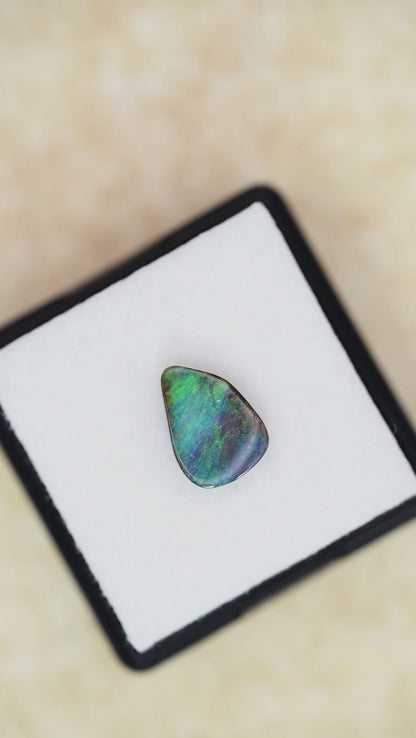 【003 — INTO THE COSMOS】Australian Boulder Opal
