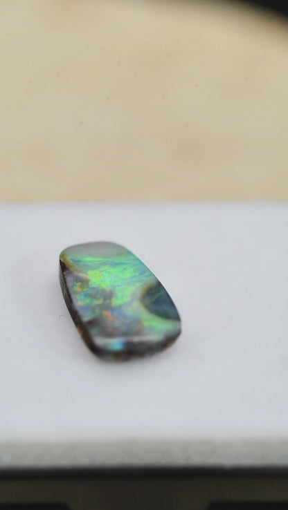 【004 — THE BLACK HOLE】Australian Boulder Opal